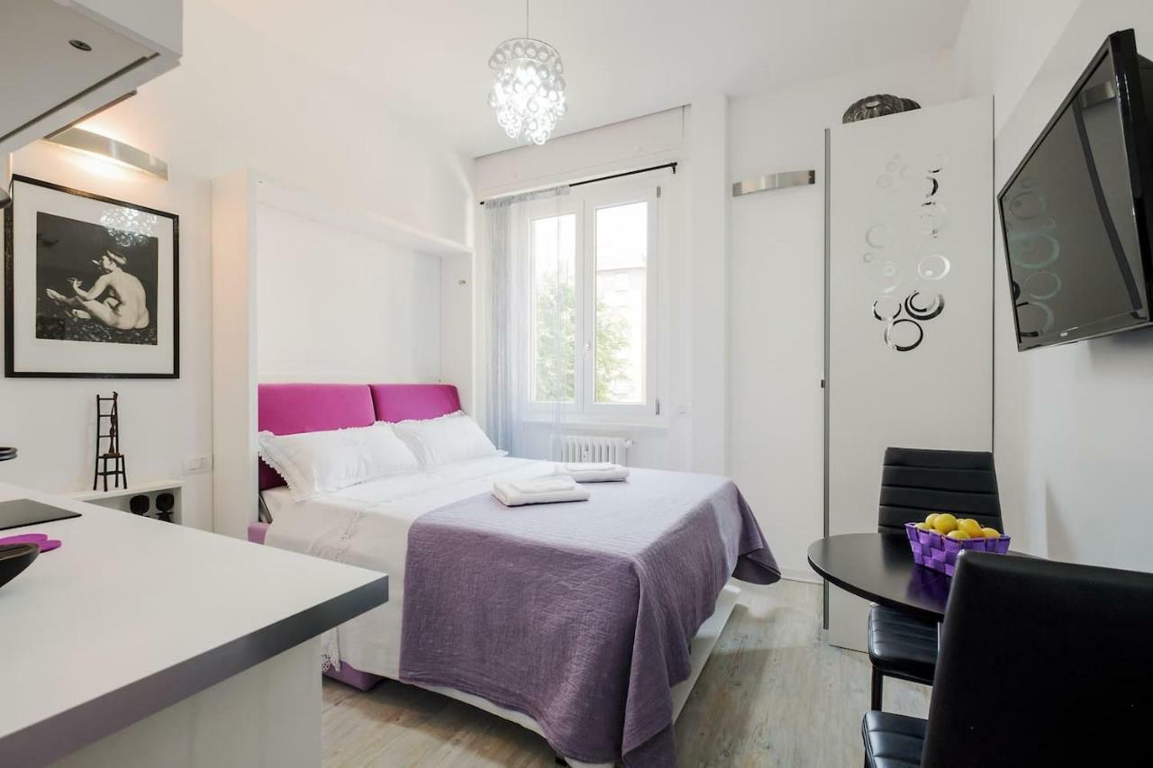 ℒovely & ℰlegant Studio Next To Duomo/Missori Milan Luaran gambar