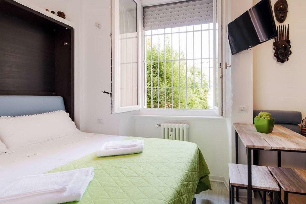 ℒovely & ℰlegant Studio Next To Duomo/Missori Milan Luaran gambar