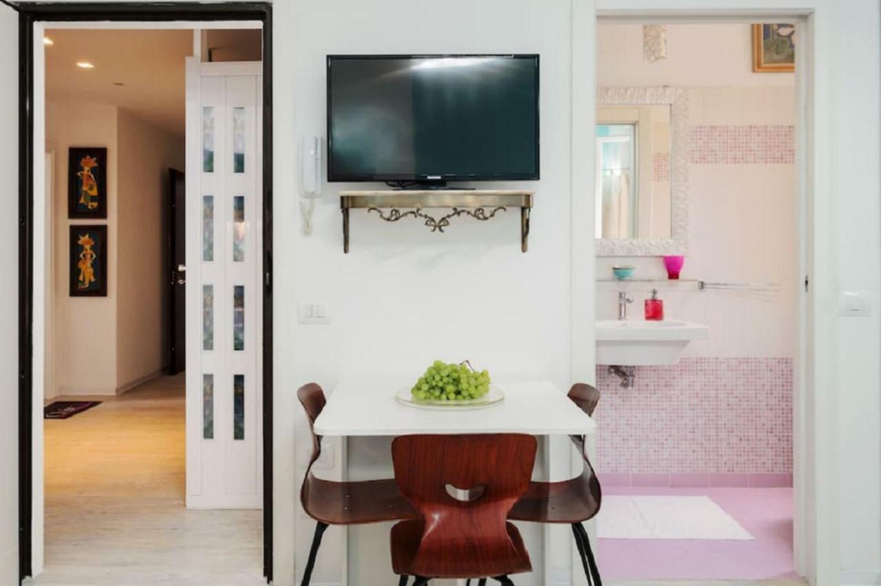 ℒovely & ℰlegant Studio Next To Duomo/Missori Milan Luaran gambar